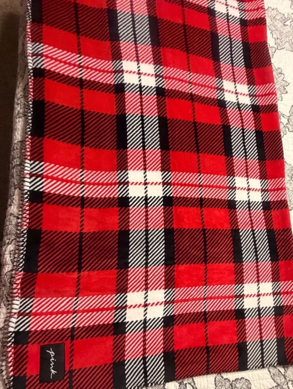 Victoria's Secret PINK Red Plaid Sherpa Throw Blanket 50x60 Inches